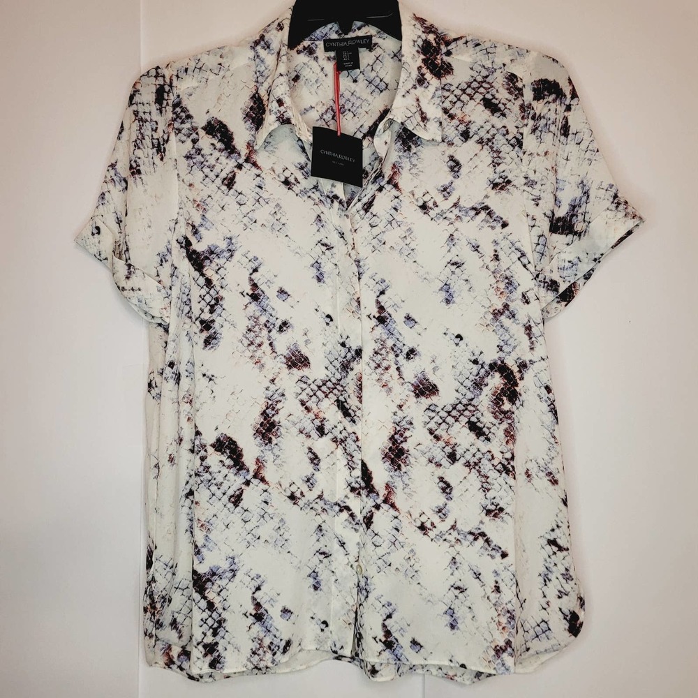 NWT Cynthia Rowley snakeskin print button up blouse